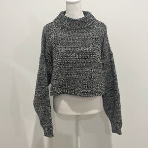 Urban Renewal sweater size S